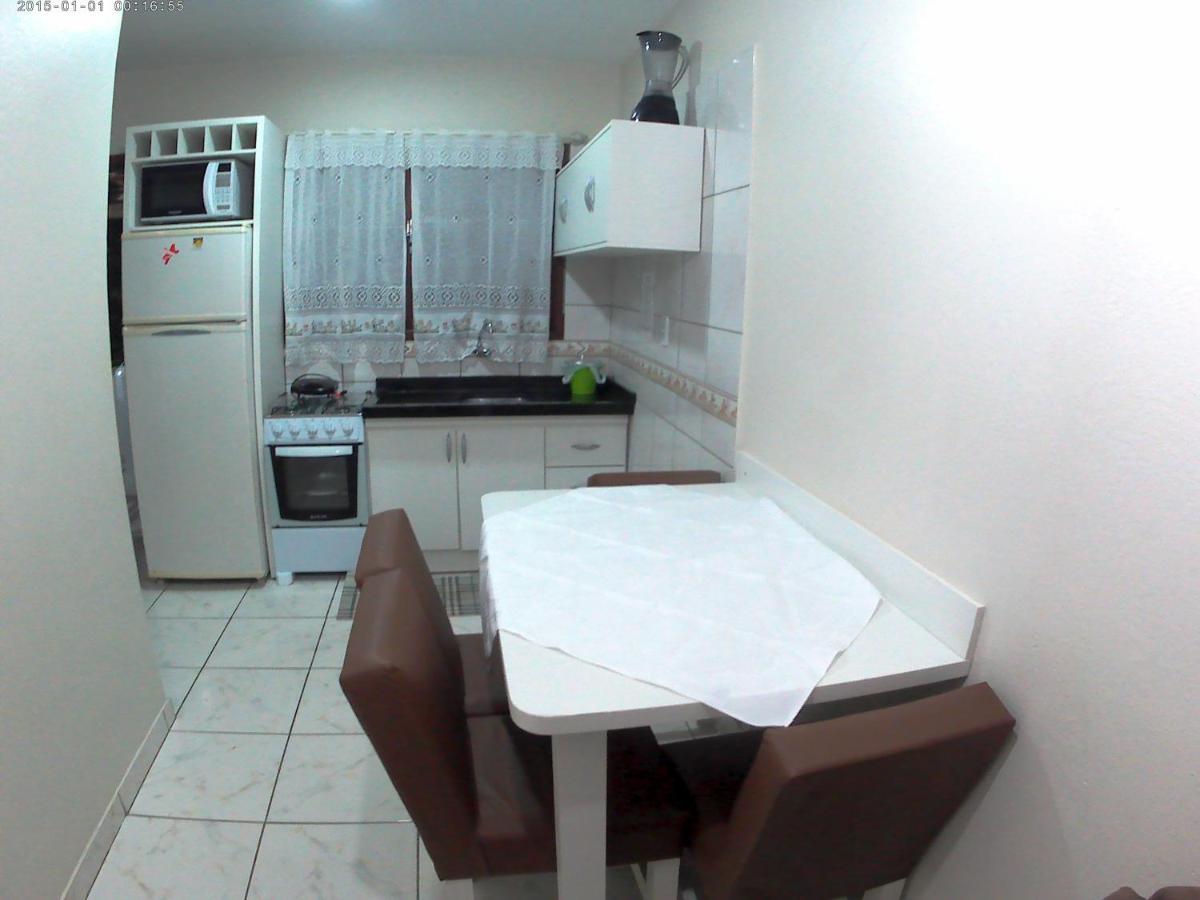 Apartamentos Bombinhas - 140 Metros Da Praia Exterior foto